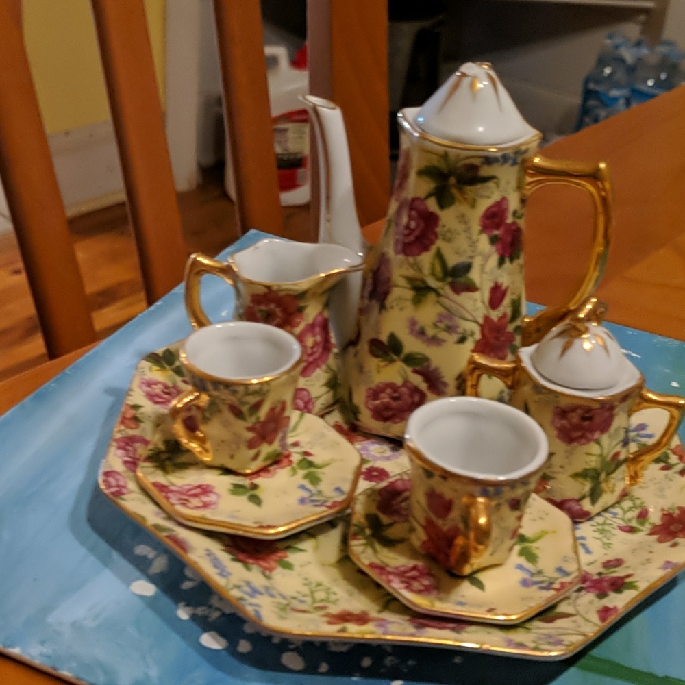 Mini tea set